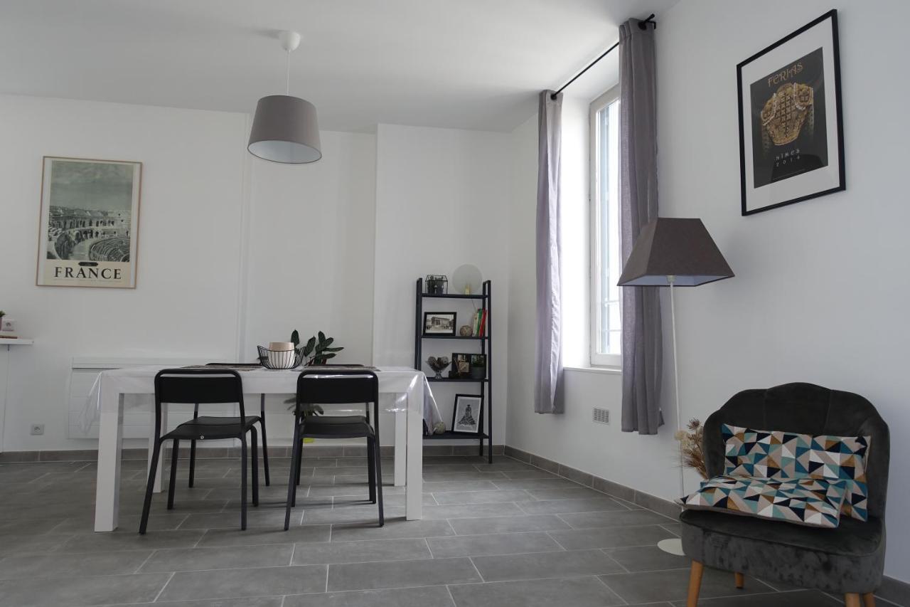 Maison Carrée/Coeur historique de Nîmes - Superbe Appt 55m² Exterior foto