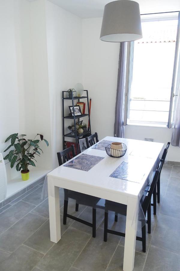 Maison Carrée/Coeur historique de Nîmes - Superbe Appt 55m² Exterior foto